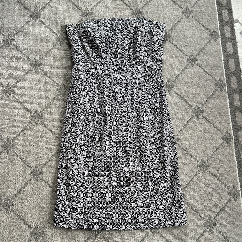 GAP Factory Monochrome Strapless Dress